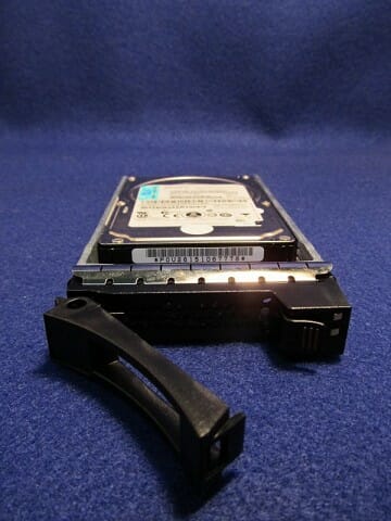 IBM 74Y4891 600GB 10K RPM SAS SFF-1HDD 